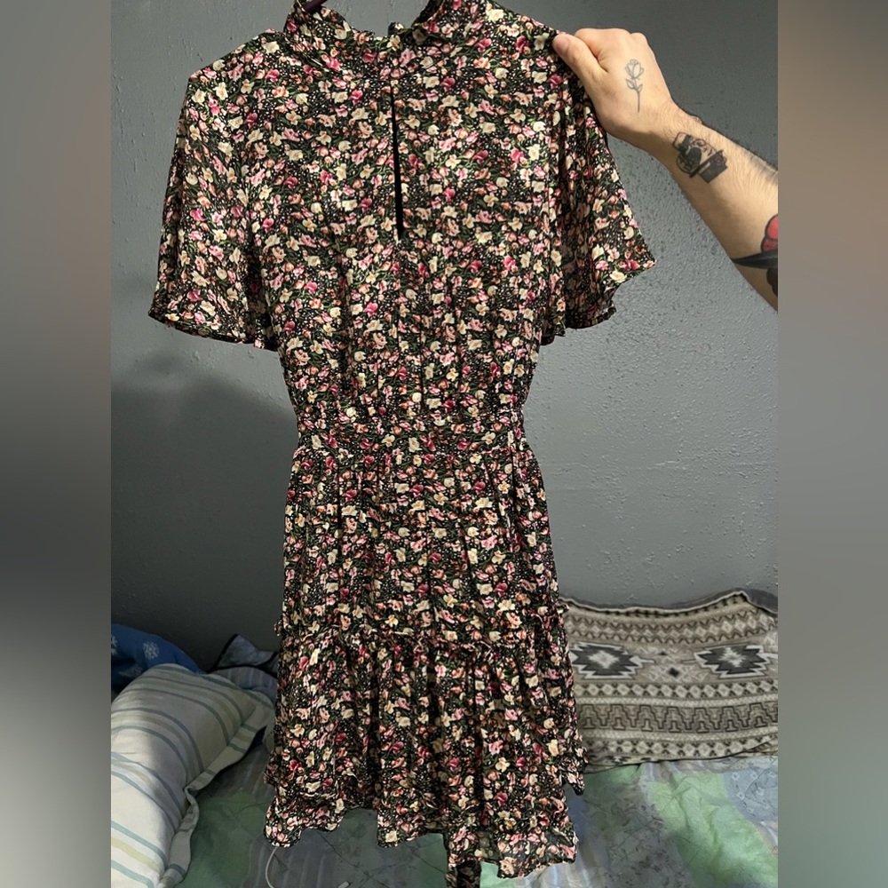 LULUS FLORAL PRINT MINI DRESS